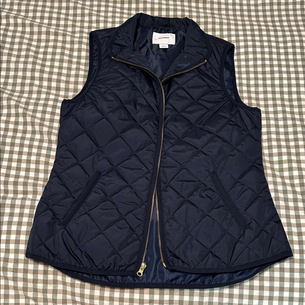 Women’s Navy Quilted Vest from Old Navy
